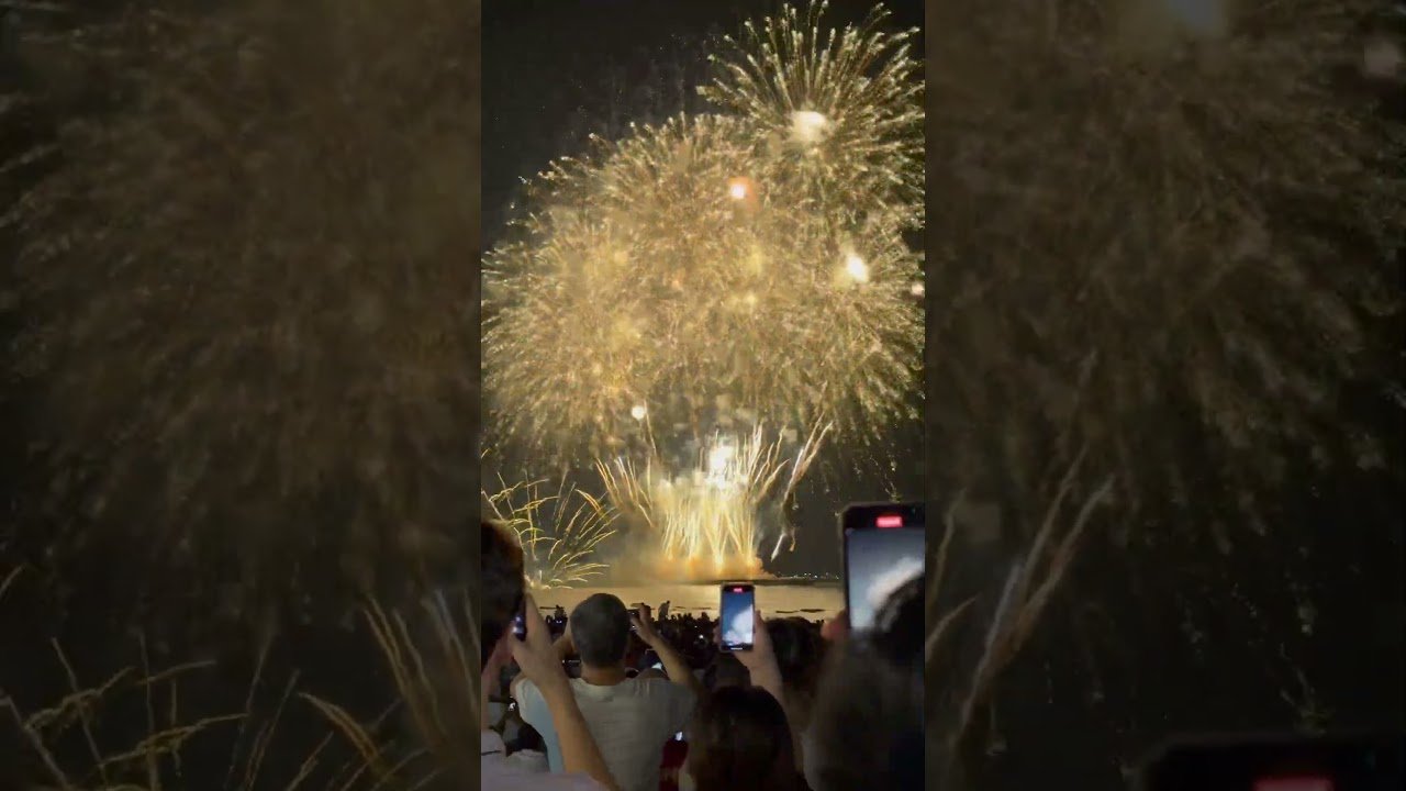 Böyle bir havai fişek gösterisi hayatımda görmedim! 🌍🎆 #PattayaFireworksFestival #pattaya #shorts